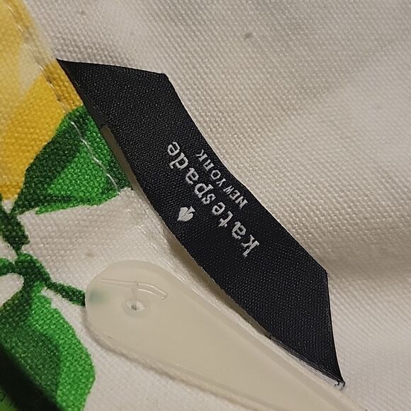 NEW KATE SPADE Life Gives You Lemons print cooking kitchen chef Apron NWT - Picture 3 of 4